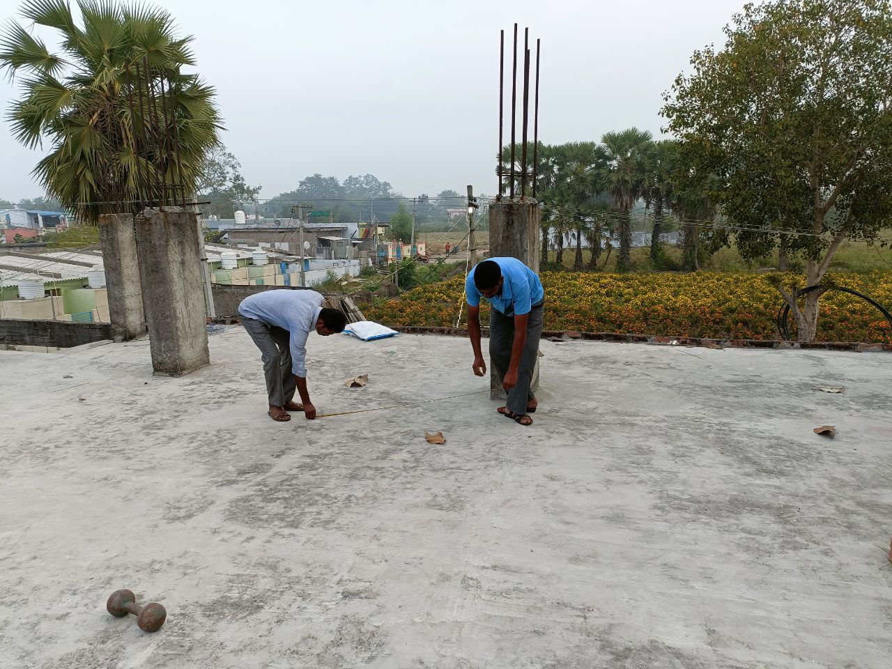 Building and ministry work — photograph 1