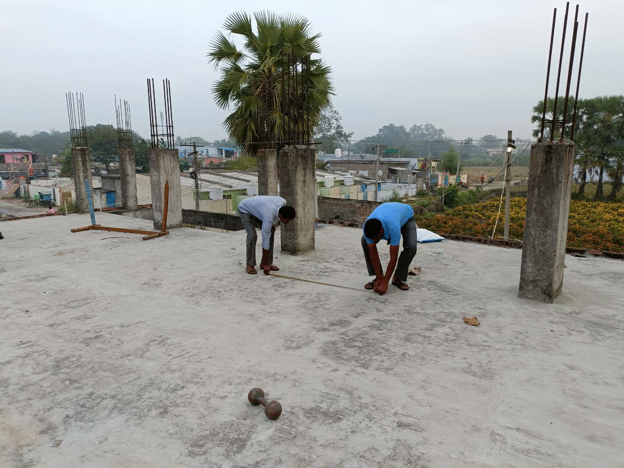 Building and ministry work — photograph 2