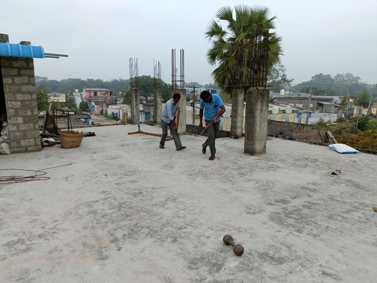 Building and ministry work — photograph 4