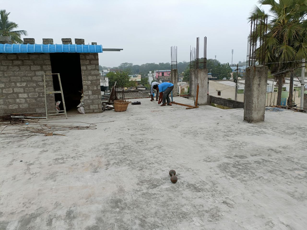 Building and ministry work — photograph 5
